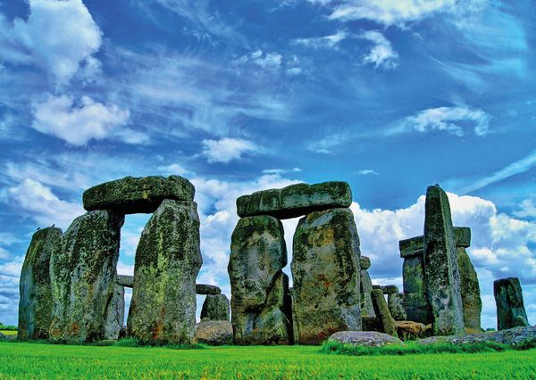 Stonehenge postcard wh102 01c